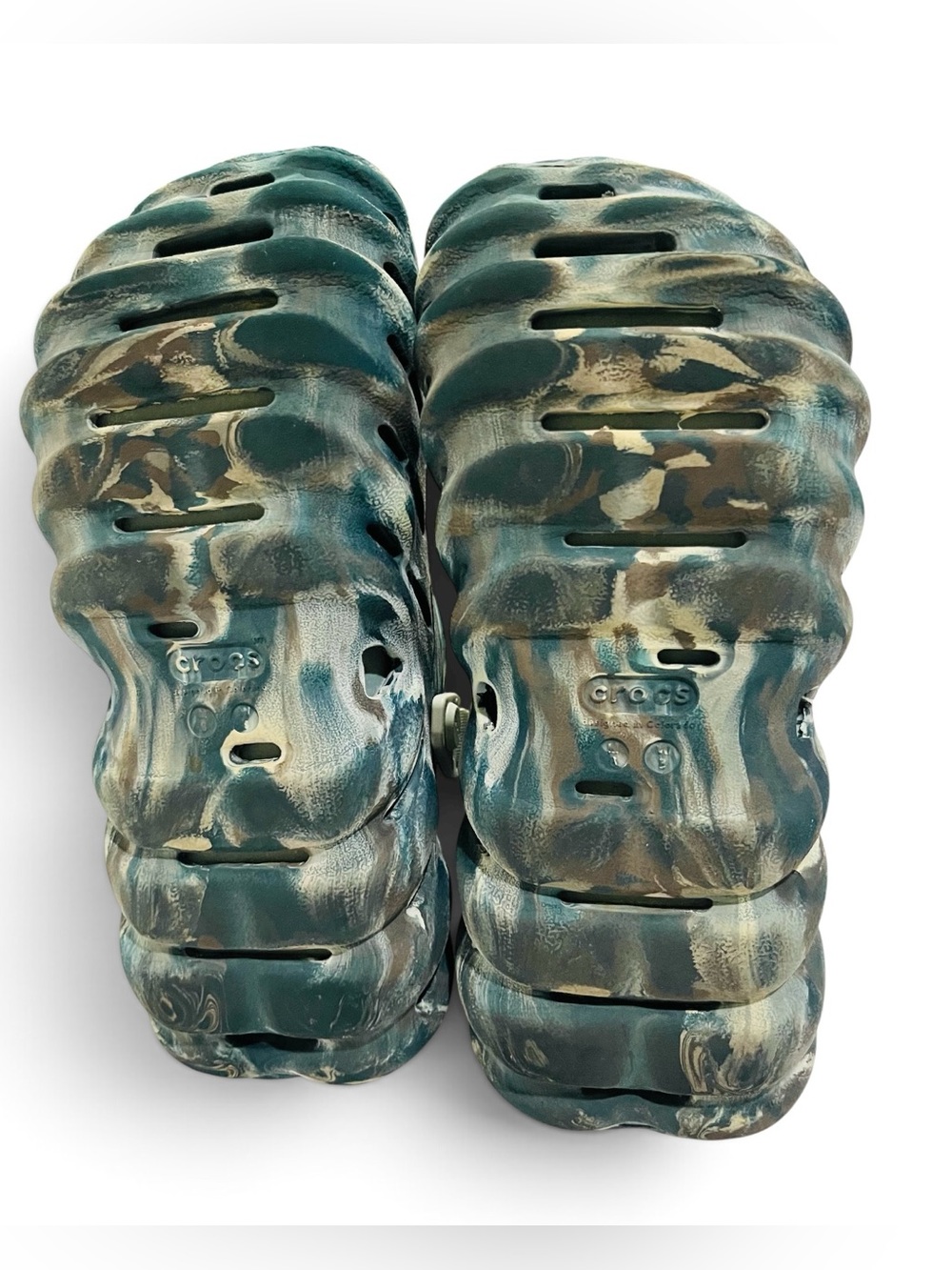 Crocs Men Echo Marbled Clogs in “Black sand/multi colorway. Slip on-   SIZE 8 - Picture 6 of 9